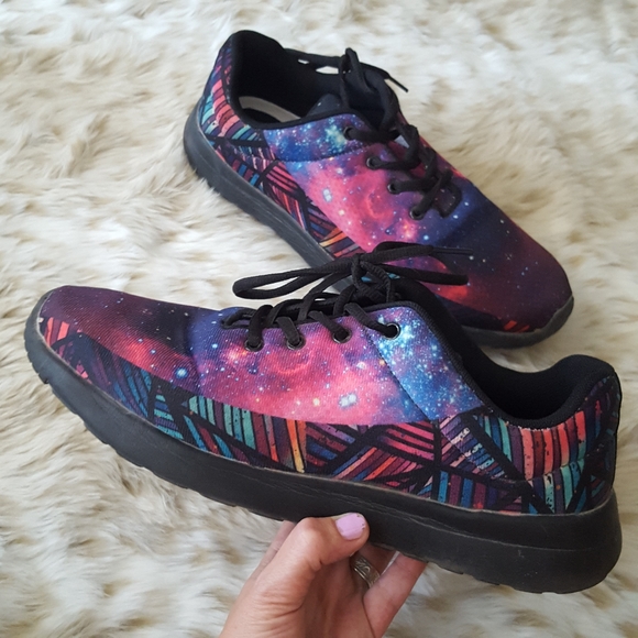 🌙YES WE VIBE Aztec Galaxy Shoes - Picture 2 of 11